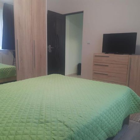 Zoldrebi Apartment Τούρντα Εξωτερικό φωτογραφία